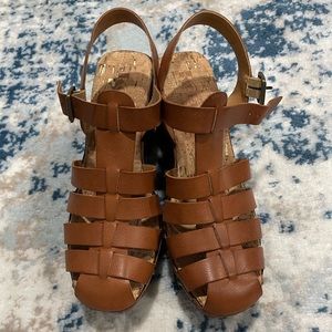 Korks women’s 7M shoes